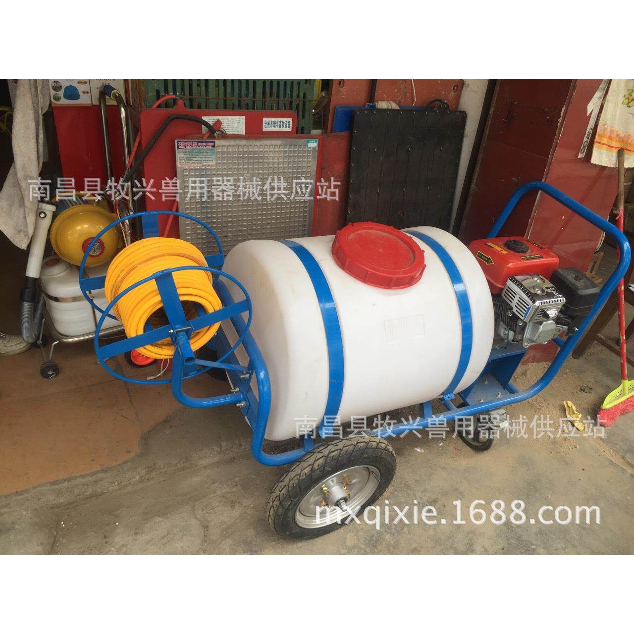 移动高压清洗消毒机汽油喷雾机园林绿化车间马路除尘降温喷洒设备