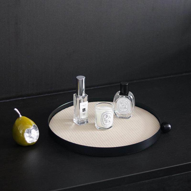 北欧皮革托盘复古收纳盘样板间客厅茶几餐厅轻奢置物圆点圆盘摆件,3C数码配件,USB灯,淘宝优惠券,粉丝福利购,淘宝优惠卷