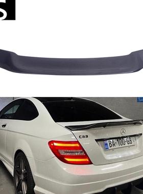 适用于12-15年奔驰C级W2042门改装R款碳纤维尾翼扰流板