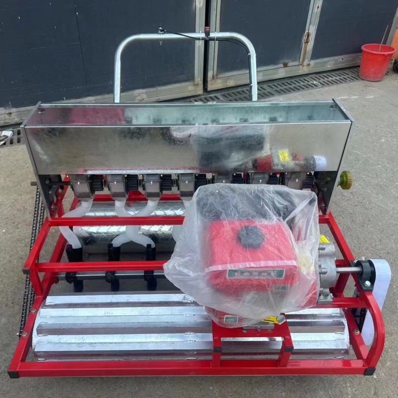 厂家直发黄芪施肥播种一体机 免间苗青菜种植机 十行汽油精播机