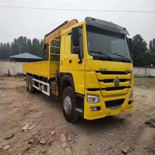 出口6*4国三豪沃徐工随车吊车8吨8X4徐工12吨遥控操作375马力