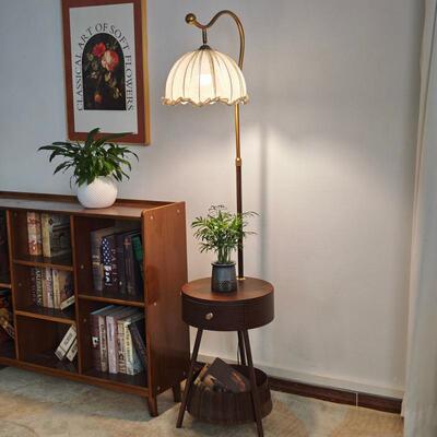 台卧室14226客厅落地灯纳氛围感床头边茶收置物灯复古风沙发边几