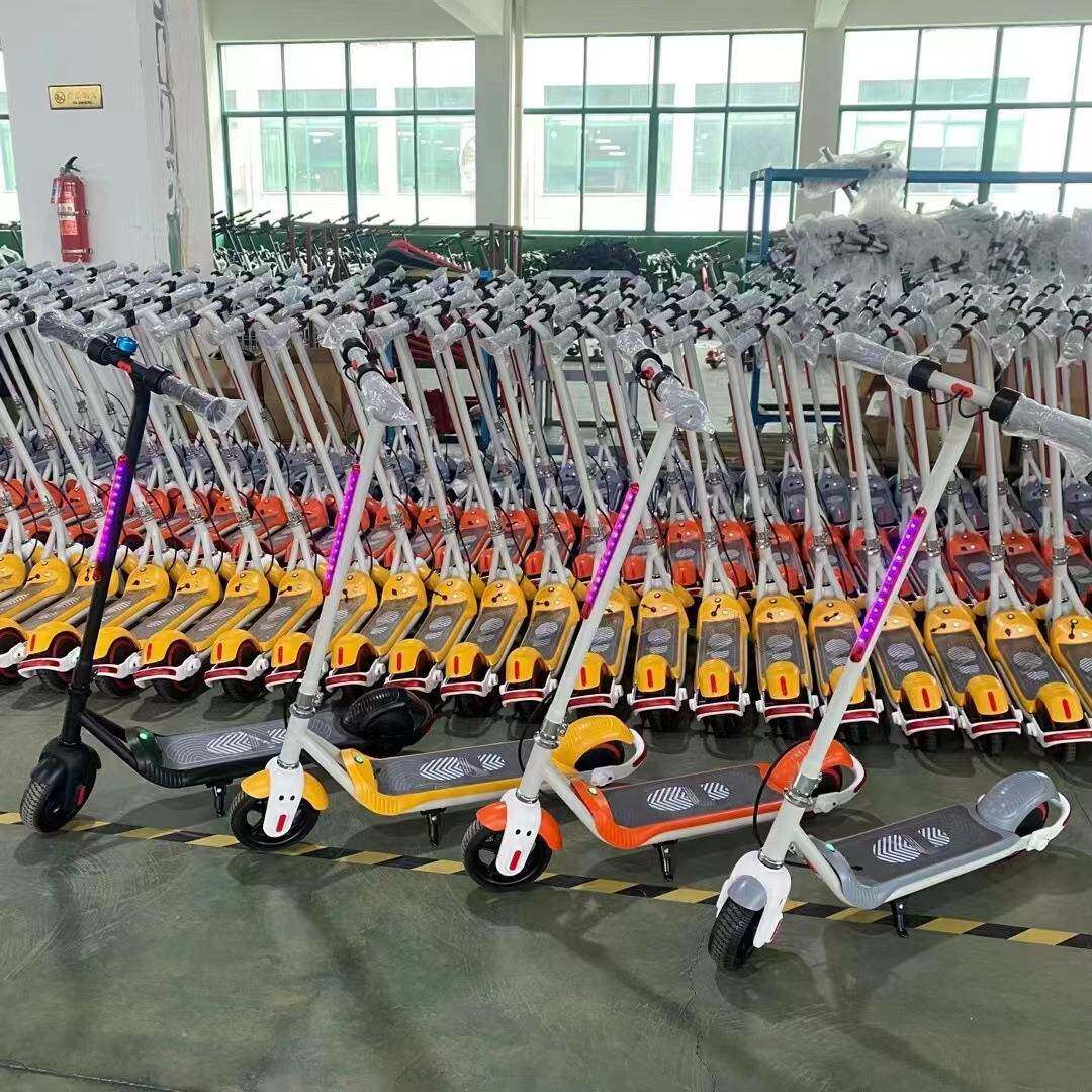 2023新款6.5寸儿童电动滑板车迷你代步车kidsbike