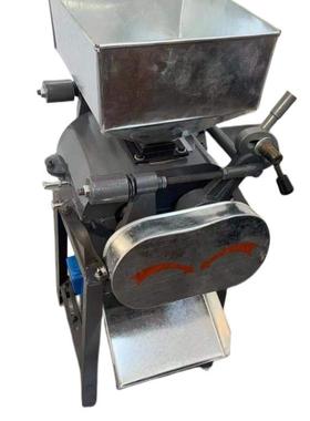 家用型麦黄豆挤扁机2AFE2v燕压扁小型0电挤动扁器五谷碾谷杂粮