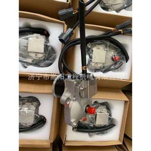 3003 PC220 7LC挖掘油门电机7834