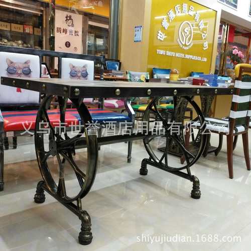 义乌酒店桌椅休闲餐厅瓷砖桌面餐桌复古铁艺车轮桌餐厅家具直销