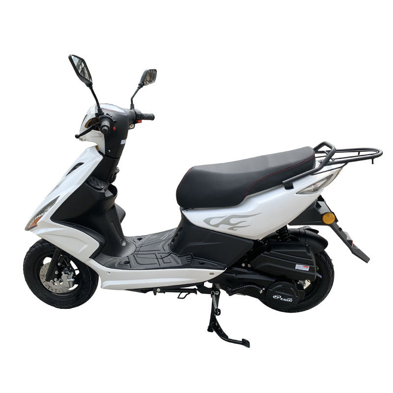 工厂直销东南亚非洲125cc 150cc汽油女式踏板车125鬼火少年踏板摩