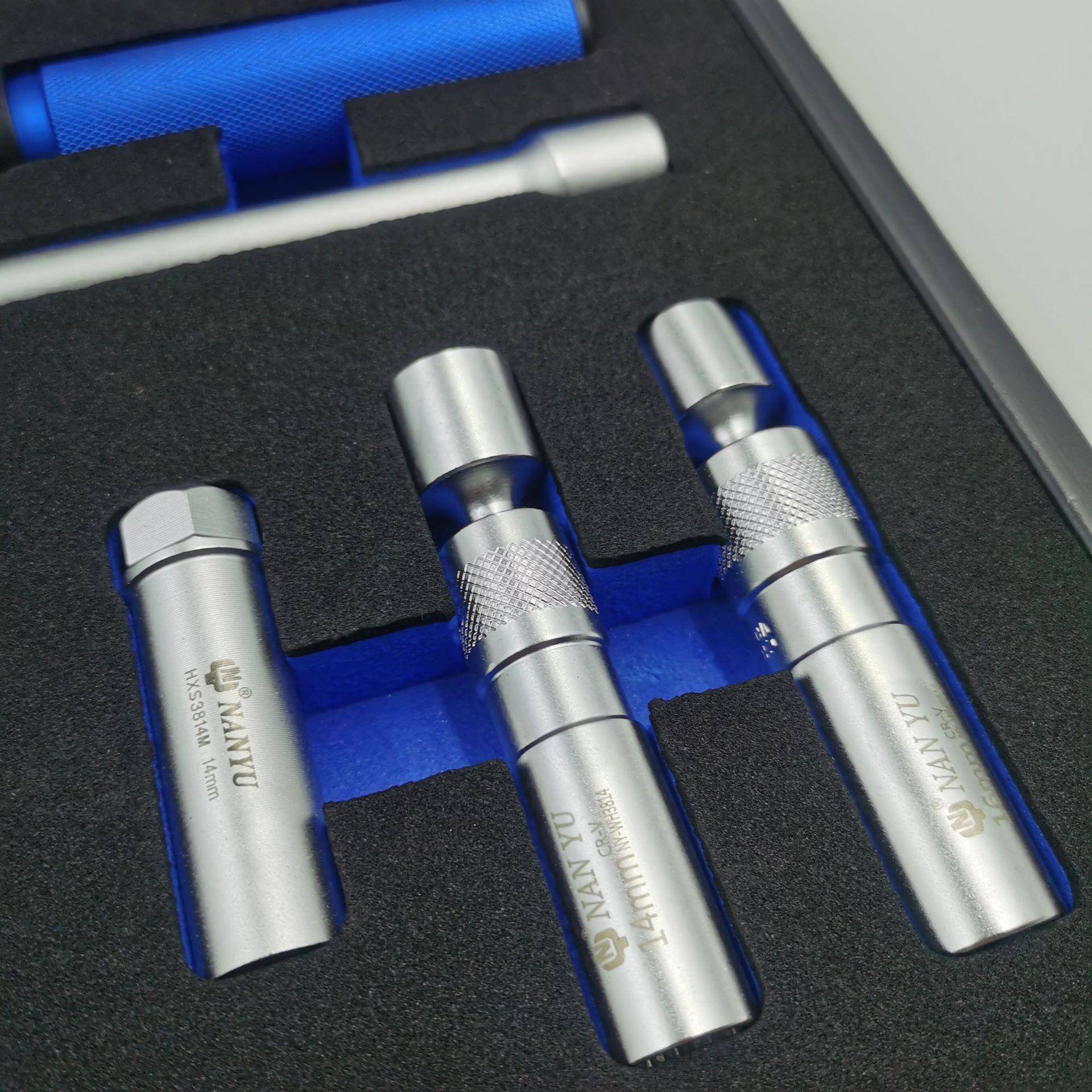 豫汽动车12花件火星塞套筒组汽车火南塞套筒OHV驱19.8头维修工具
