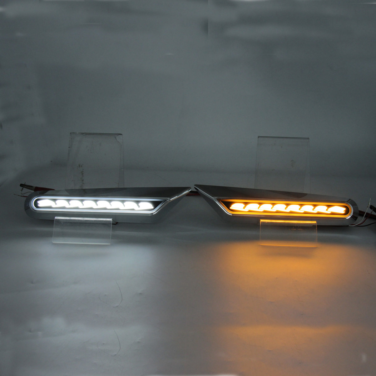 适用于宝马1系3系5系X1X5E90/E91/E92/E93双色带流光后杠灯改装