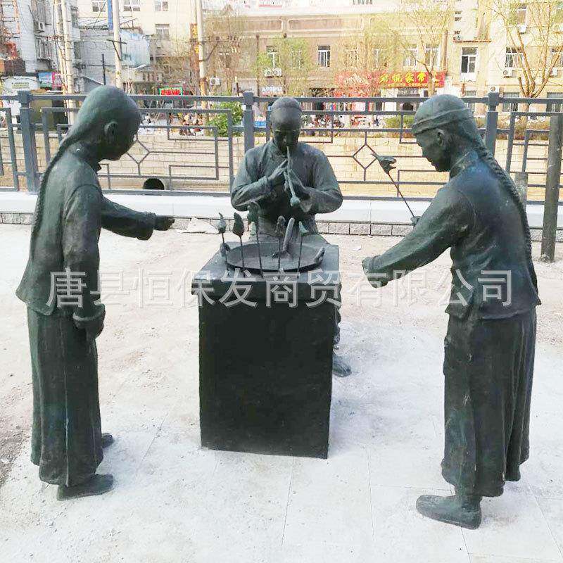 制作人物雕塑铸铜古代人物摆件小区景观吹糖人拉二胡铜人