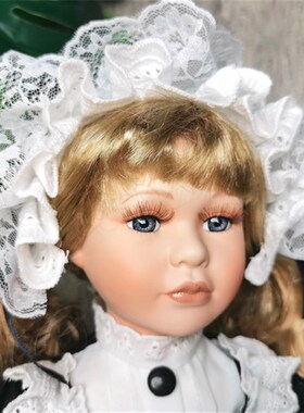 2023新款精美女仆出口欧式陶瓷娃娃室内摆件装饰女生节日礼物礼品