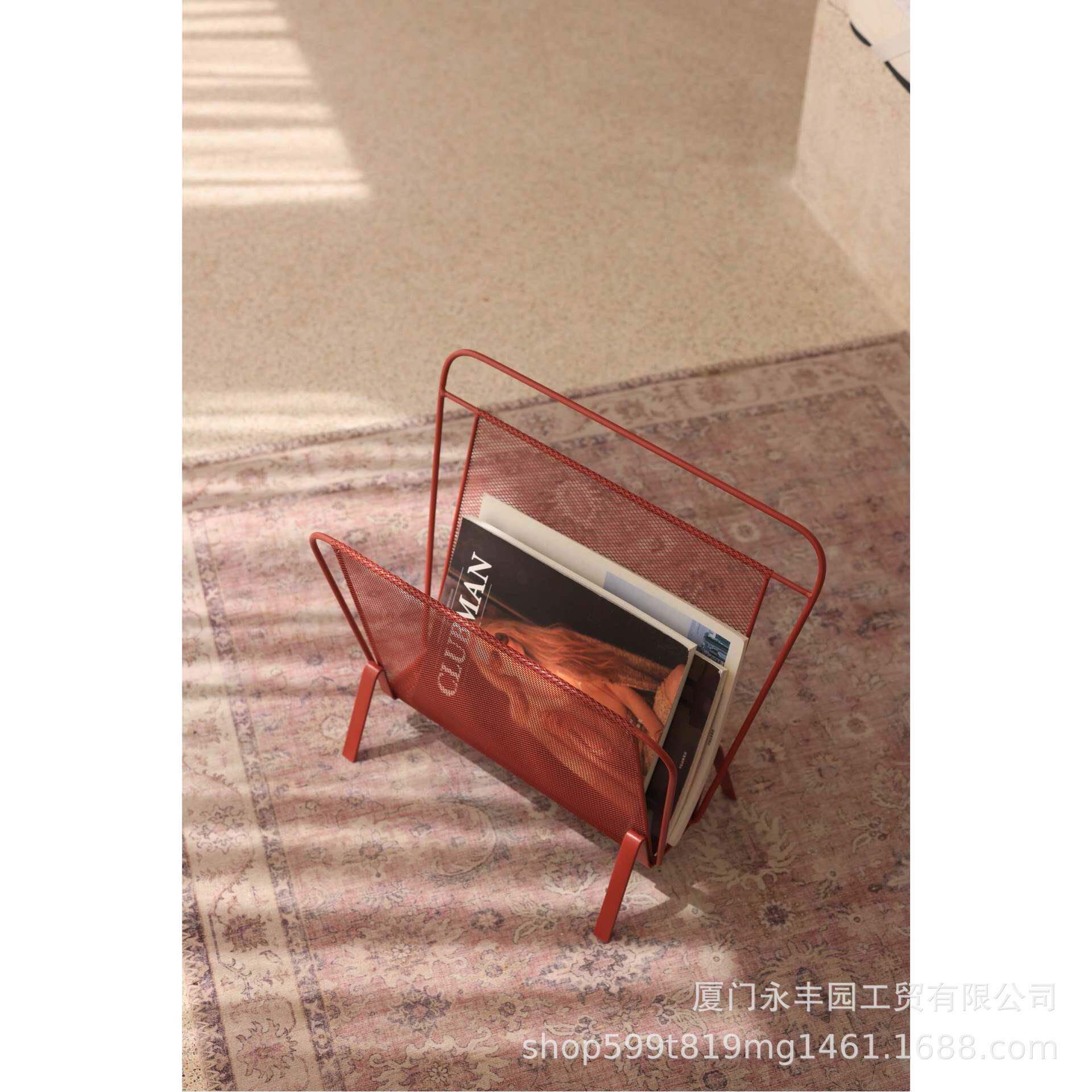 大师设计红色金属网面书报架杂志架可移动中古复刻复古简约