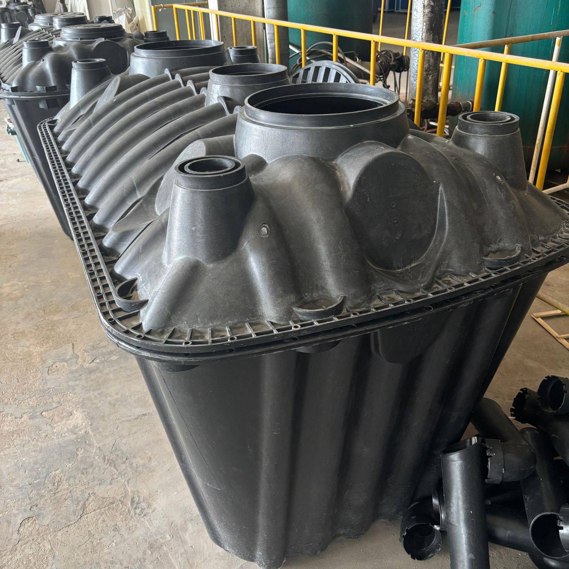 二八开化粪池塑料加厚污水处理设备pe净化槽农村厕改工程款粪水箱