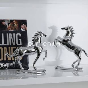 轻奢创意办公室马到成功摆件工艺品桌面装饰书房书柜电视柜装饰品