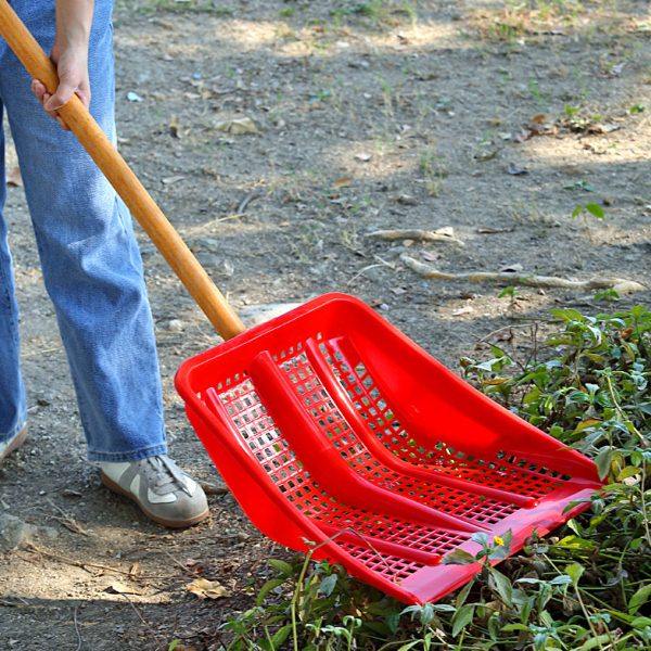 耐磨抗晒铲花生加厚塑料锹网筛土铲大号镂空漏粒带眼锹苞米渔船铲,农机/农具/农膜,锹,淘宝优惠券,粉丝福利购,淘宝优惠卷
