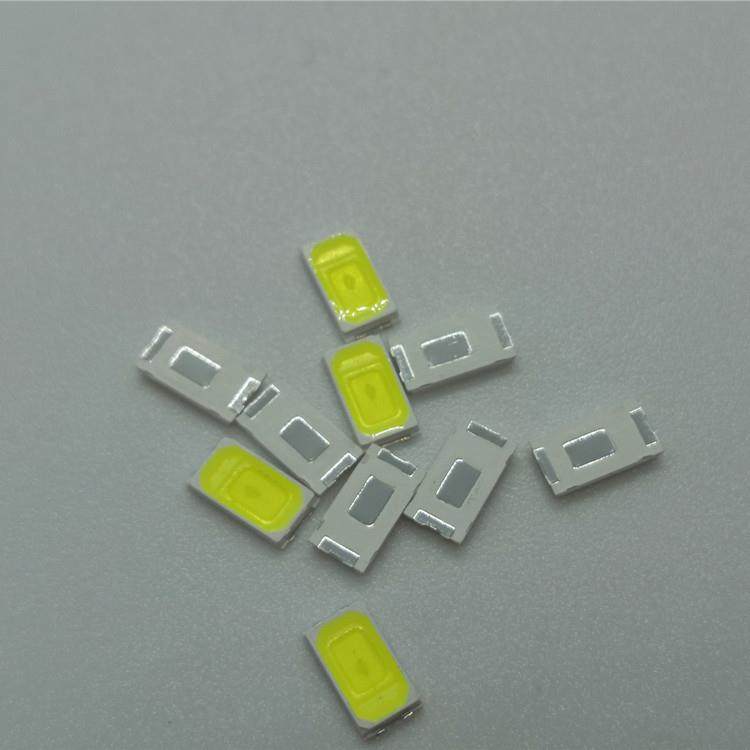 现货供应SMD5730贴片灯珠led5730贴片金线铜支架的贴片5730高亮