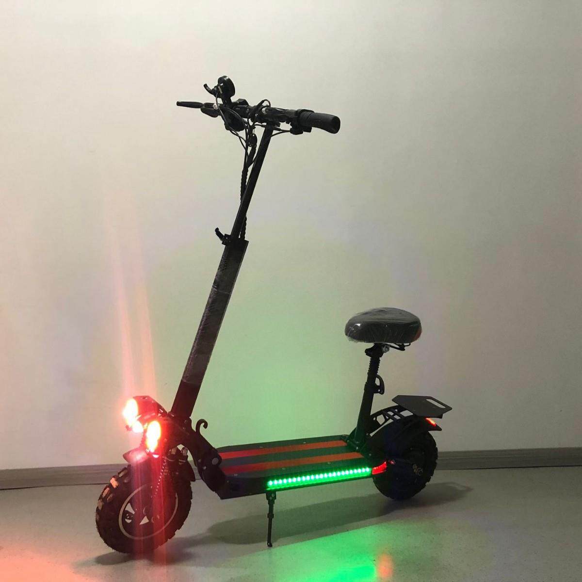 11寸双驱大电机60V前后碟刹折叠越野车成人交通代驾2轮电动滑板车