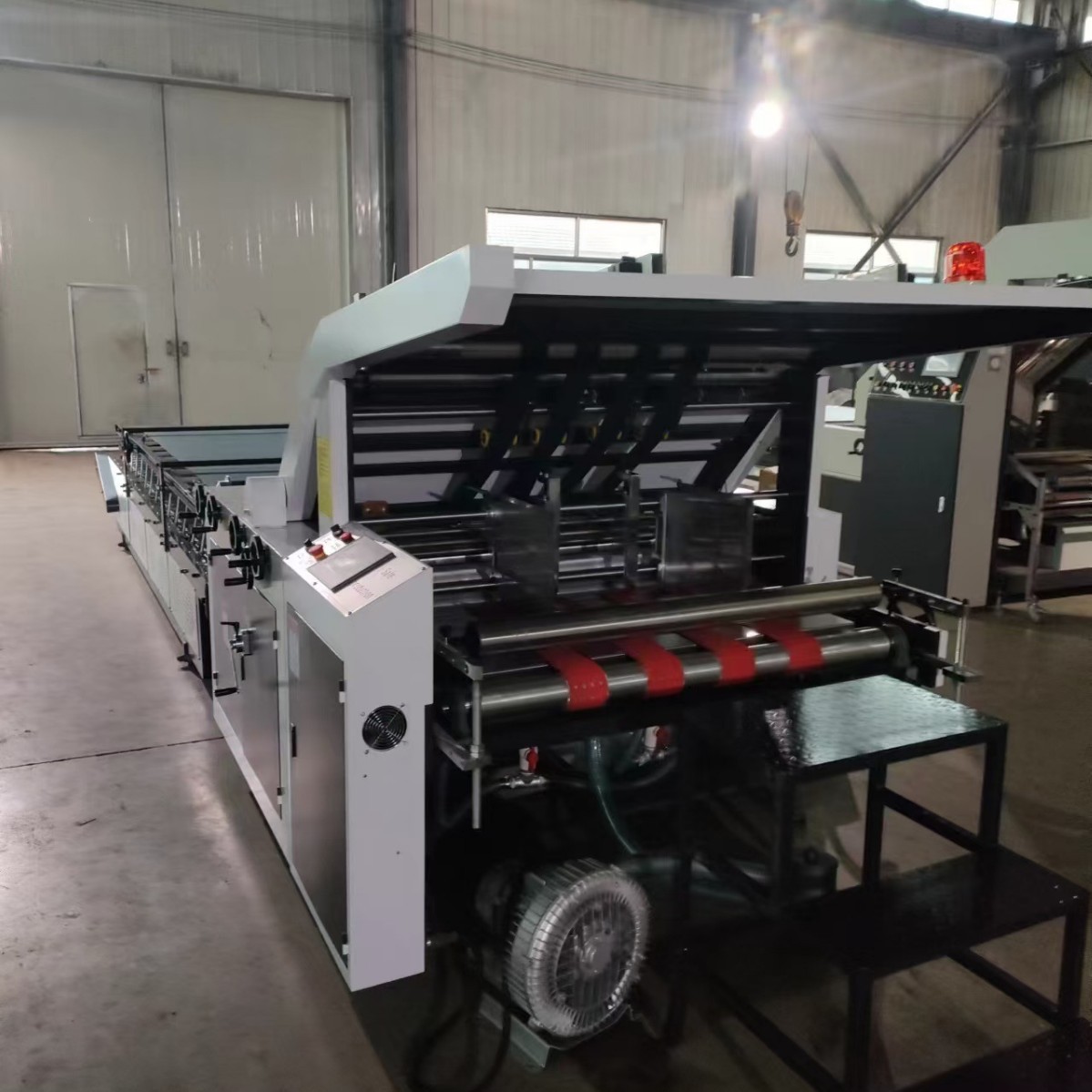 1300型半自动裱纸机散单王调机方便flutelaminatingmachine