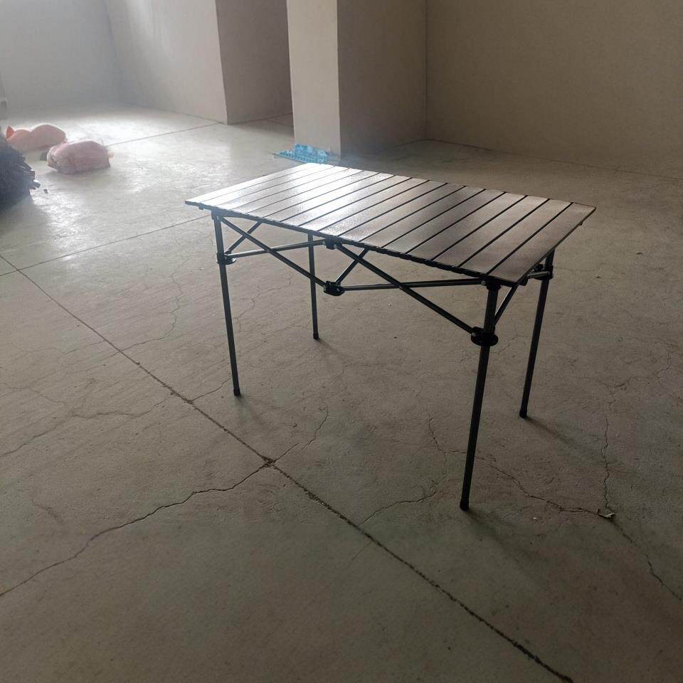 户外折叠桌桌椅露营装备便携铝合金车载野外餐摆摊蛋卷桌折叠桌子