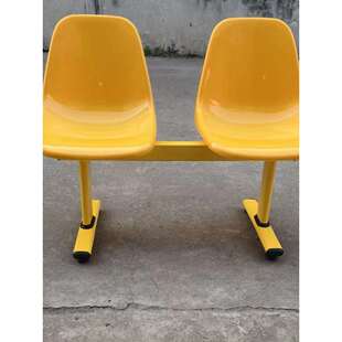 直销连排塑料排椅两人三人位四人位五人位公共场所黄色休息椅