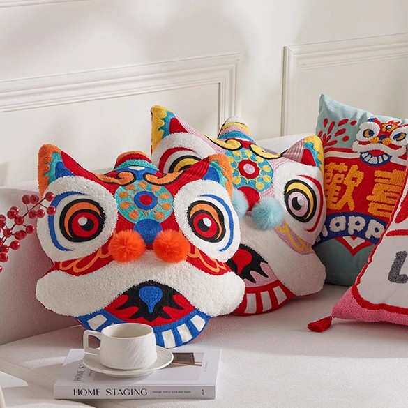 国潮抱枕醒狮公仔喜庆客厅沙发靠垫2025新年虎头玩偶吉祥物靠枕套