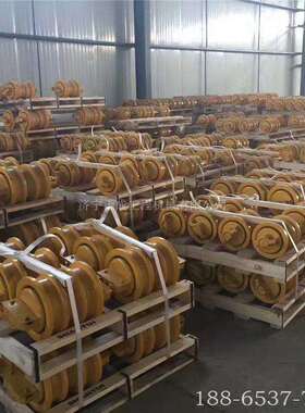 山推支重轮SD13SD16SD22SD32sd42推土机四轮一带山推承重轮