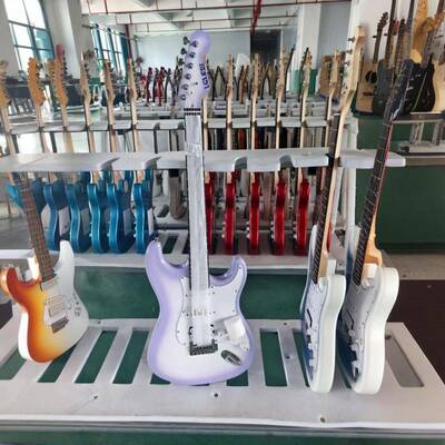 st芬达电枫吉他器厂木琴颈紫心苏木指板白杨木琴体电吉他初学进者