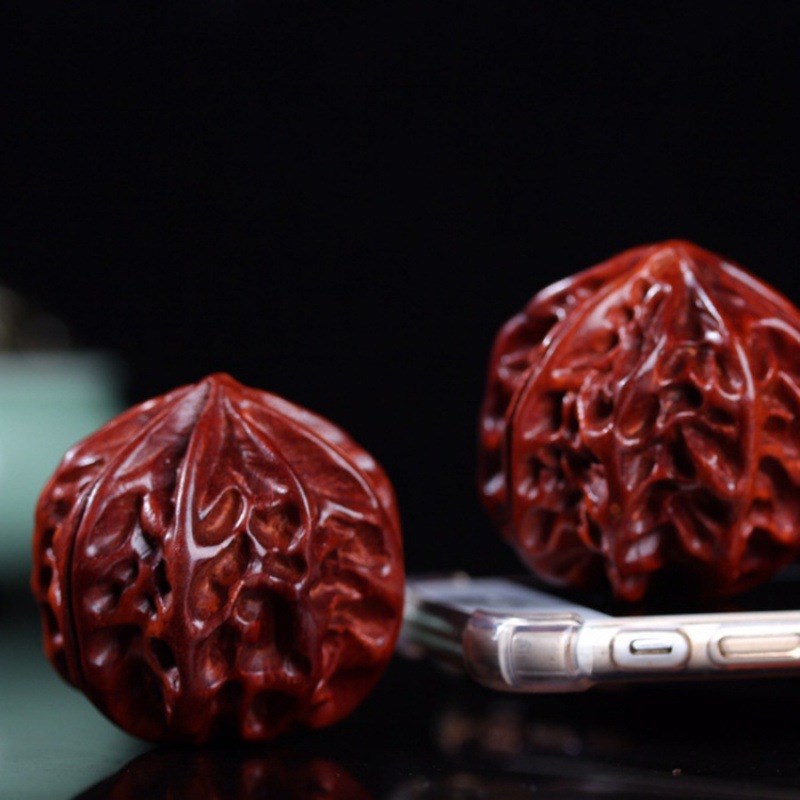 小叶紫檀木雕核桃手球保健球按摩健身球文玩手把件礼品送长辈