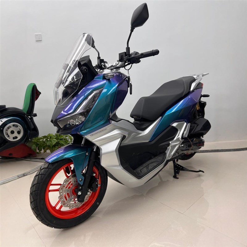 出口车型ADV150大踏板摩托车