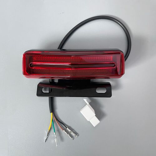 电动车尾灯48/60V行车灯刹车灯二合一尾灯LED灯电动车夜行灯4线