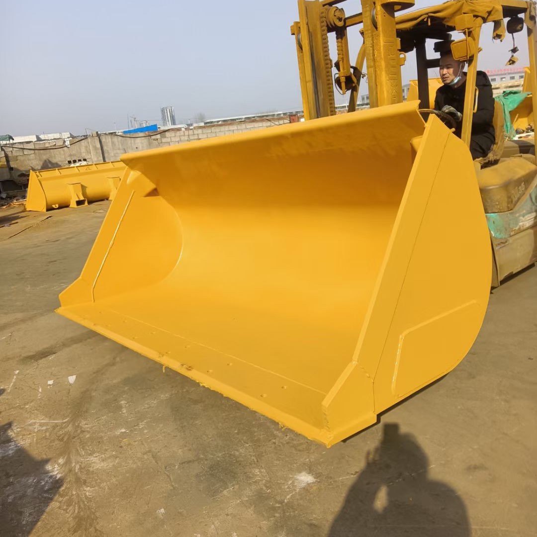 现货816H装载机专用铲斗