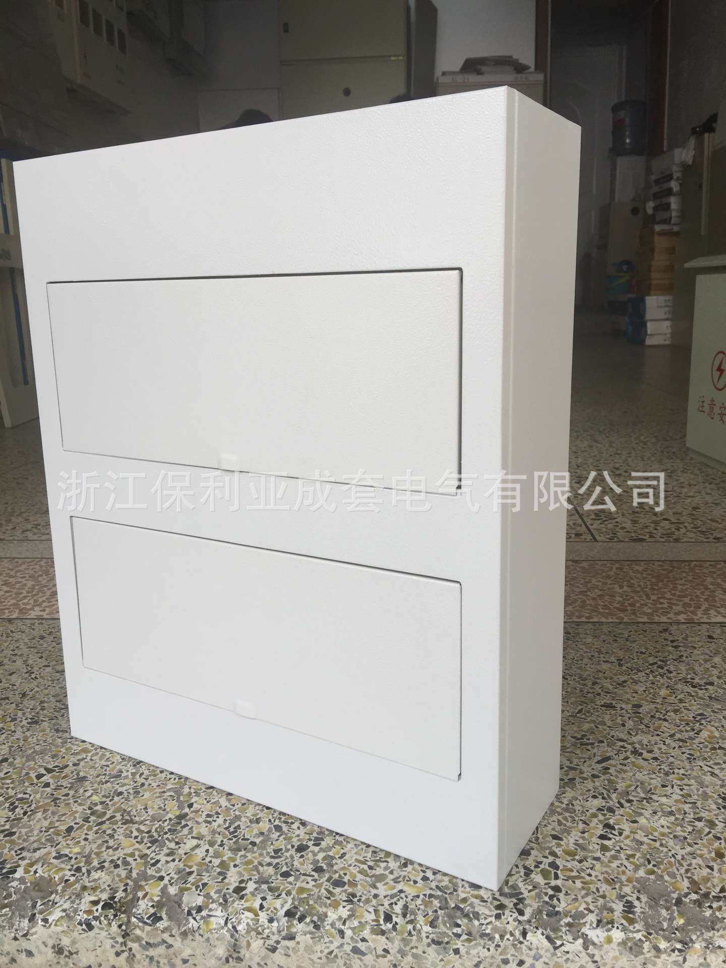 供应 全铁回路箱低压配电箱明暗均可定 做 照明配电箱