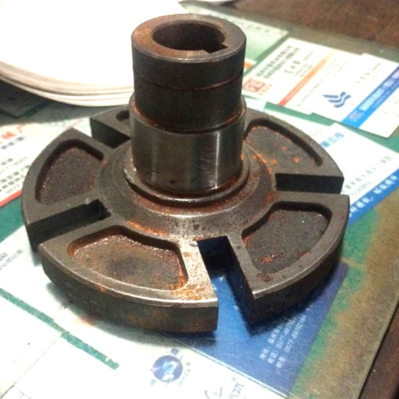 MBW15齿轮减速机用支架盘 带轴转臂 各型号有售