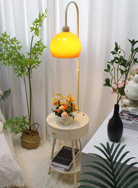 卧室奶油风置沙物架落地灯厅发氛56321围感装饰床头柜客体台灯一