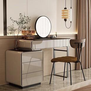 七号公寓2024新款轻奢梳妆台意式极简卧室化妆桌收纳斗柜一体实木