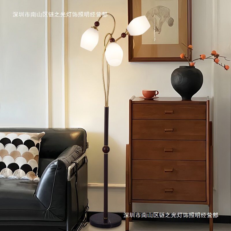 简约现代立式落地灯创意客厅沙发时尚个性遥控意式奶油风卧室台灯
