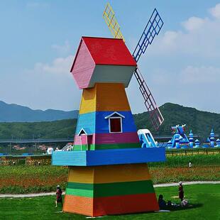 户外复钢木结构旋转风古防车景点FQU打卡商业美陈摆件腐木景观工