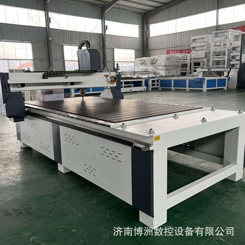 厂家CN小型雕刻机双色标牌雕刻机厂家1325P1325雕刻板VC雕刻C机