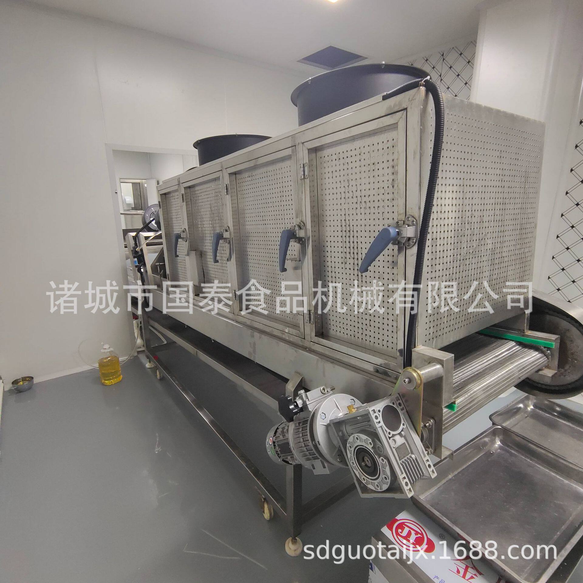 自动上油打散机源头厂家 小型热干面上油梳面机 自动上油梳面设备