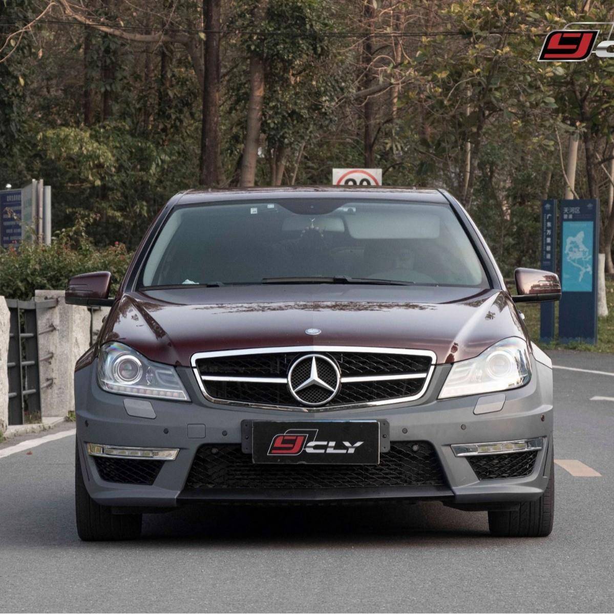 适用于08-10款奔驰C级W204升级改装11-14款C63AMG包围套件