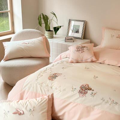 A水类婴BPH幼级全棉密洗棉四件套刺加绣大拼角儿工艺款纯棉被套床
