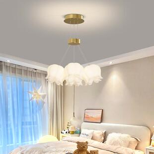 网红铃兰花客厅吊灯现代约法式奶油风卧室朵餐主灯跨境外贸厅简灯
