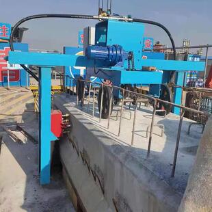 桥梁防撞墙凿毛机空心板梁打毛机全自动隧道矮边墙混凝土立面拉毛