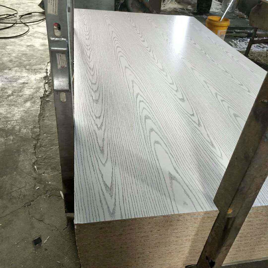 免漆生态三聚氰胺板木纹色5mm刨1花板双基板144浮雕面饰板