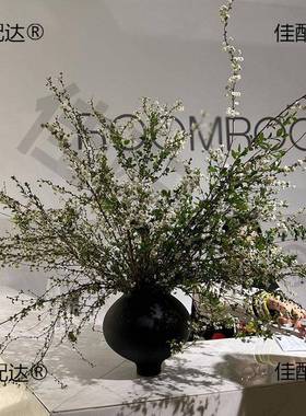 新中摆式简约瓷哑光黑色陶IEF罐花瓶感客厅饰轻奢插花中古品陶件