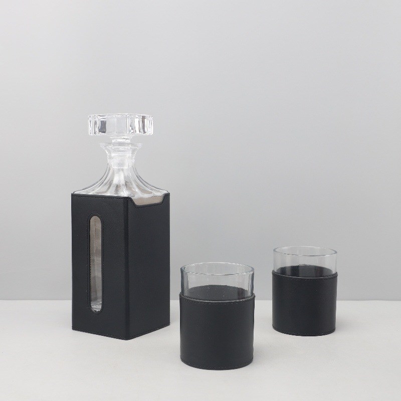 欧式轻奢皮革玻璃醒酒器摆件客厅餐厅酒店吧台样板房软装家居饰品