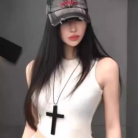 暗黑系木质十字架吊坠项链万圣节朋克哥特风毛衣链亚文化小众颈饰,饰品/流行首饰/时尚饰品新,项链,淘宝优惠券,粉丝福利购,淘宝优惠卷