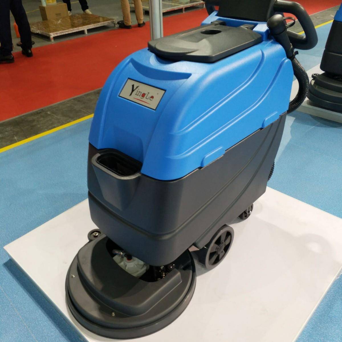 厂家直批盈乐YL-15全自动洗B地机L盈杰电8线式洗地机Y815B洗IQK地