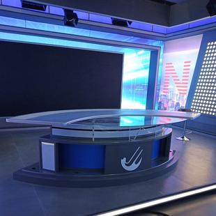 播音台主播桌电视台演播台新闻媒体主持演讲台口才学校广播桌