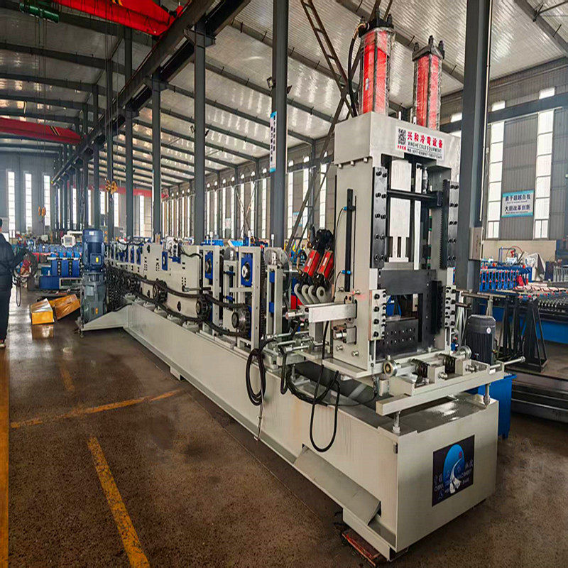 福建客户订货840彩钢瓦成型机洗车喷壶